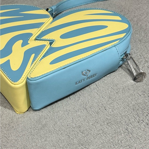 🎁Katy Perry Broken Hart Double Clutch - Picture 4 of 11
